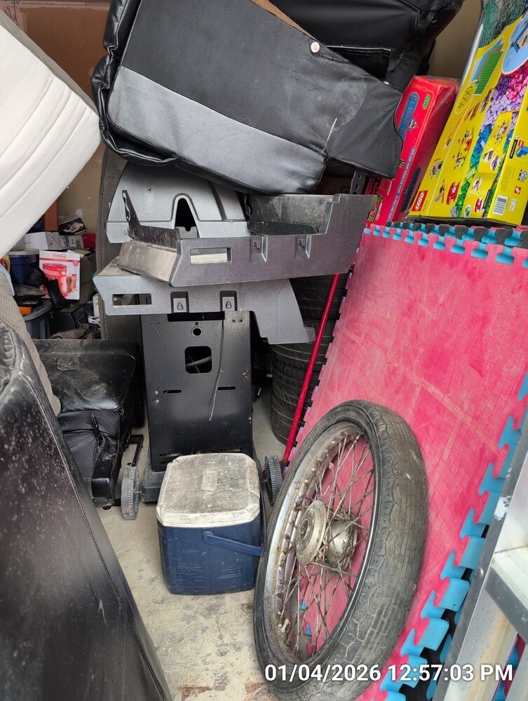 Storage of Stoney Creek  auction IB-8072 80