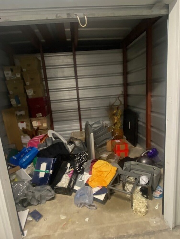 3003 -StorageMart  Adelaide St  auction IB-6426