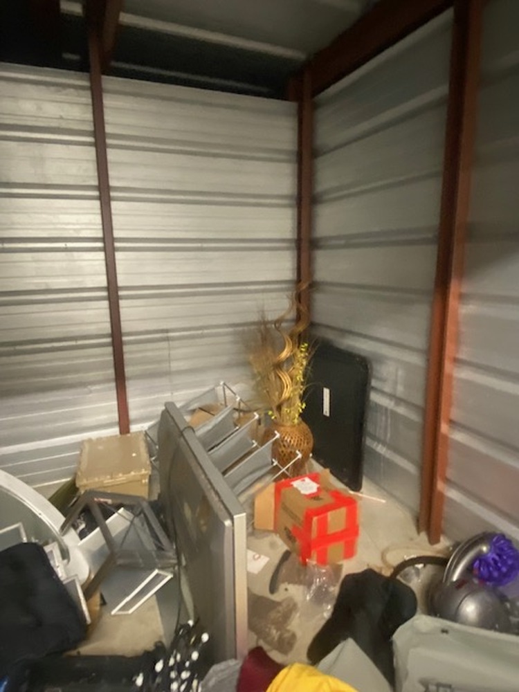 3003 -StorageMart  Adelaide St  auction IB-6426 70