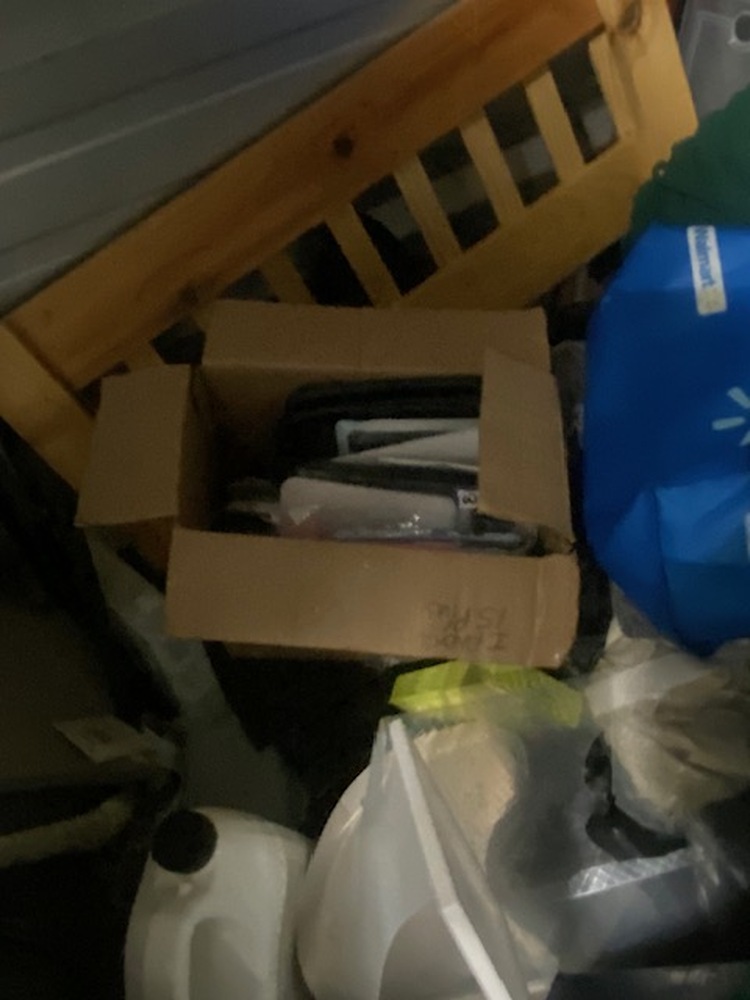 3003 -StorageMart  Adelaide St  auction IB-6426 60