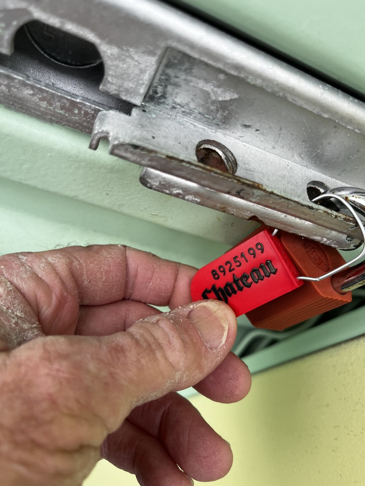 Beachside Self Storage  auction IB-2963 10