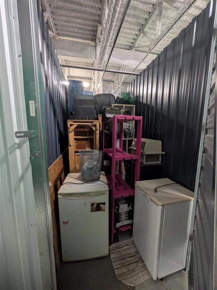 Montreal Mini-Storage - Beaumont  auction IB-3940 10