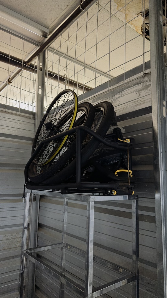 3021 - StorageMart OConnor Drive Toronto  auction IB-4746 30