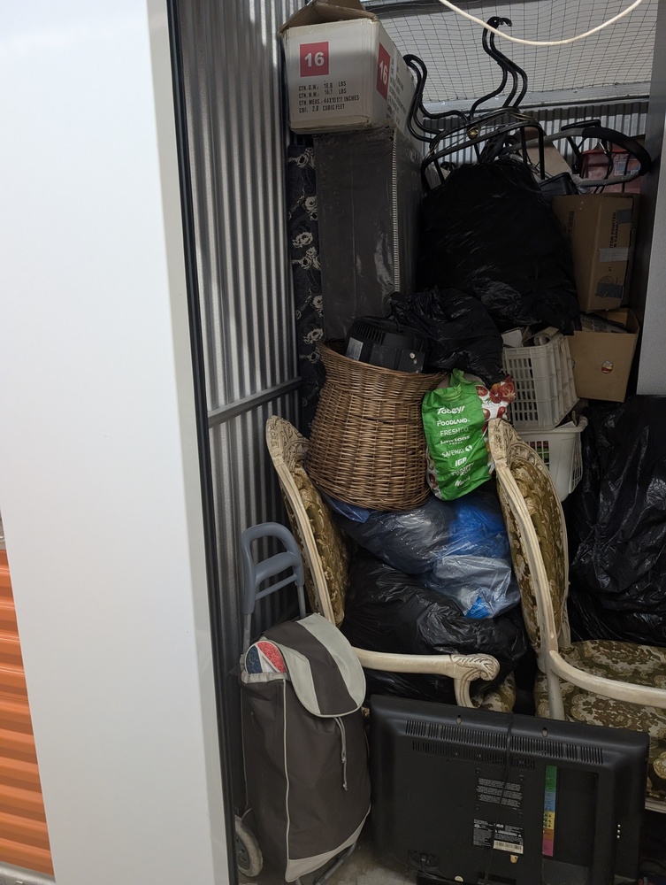 Public Storage P0057 -Argentia Rd  auction IB-4304 10