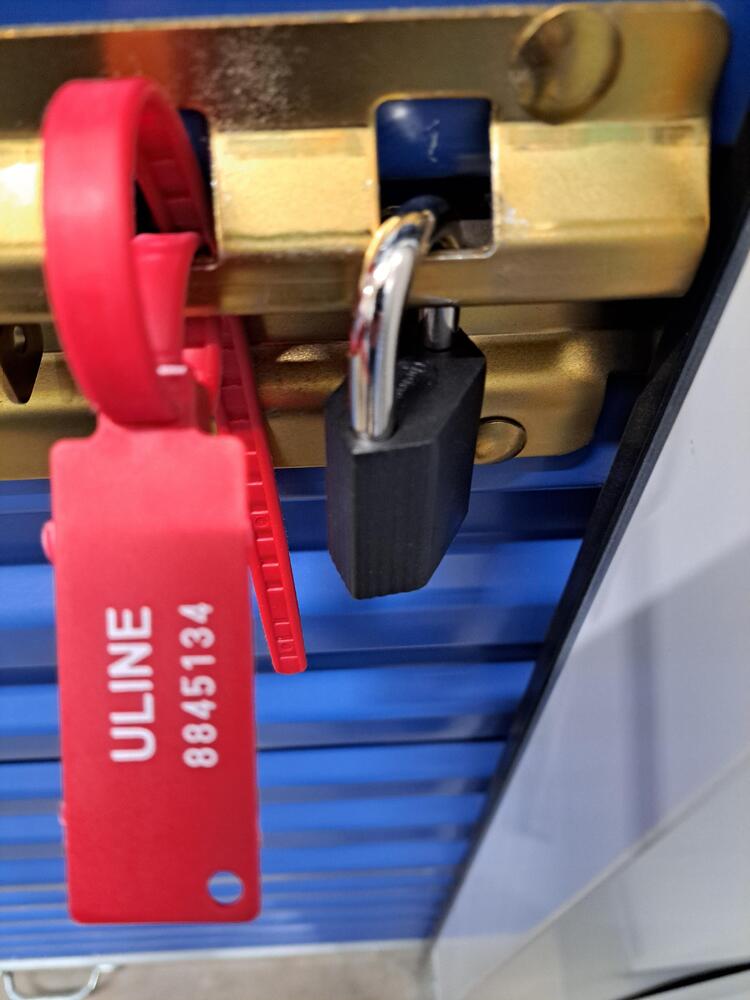 Montreal Mini-Storage - Hodge  auction IB-4486 30