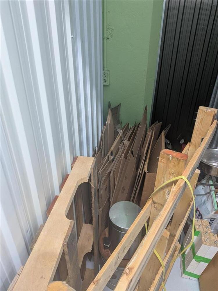 Montreal Mini-Storage - Beaumont  auction IB-9551 40