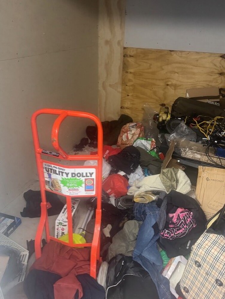 3014 - StorageMart Trethewey Dr Toronto  auction IB-6650 20