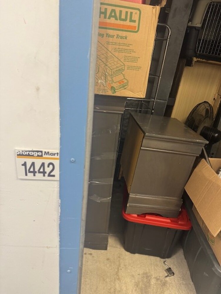 3014 - StorageMart Trethewey Dr Toronto  auction IB-2258