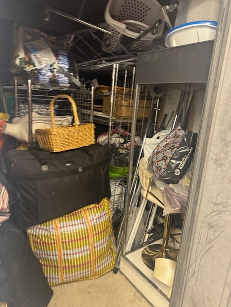 3014 - StorageMart Trethewey Dr Toronto  auction IB-2194 10