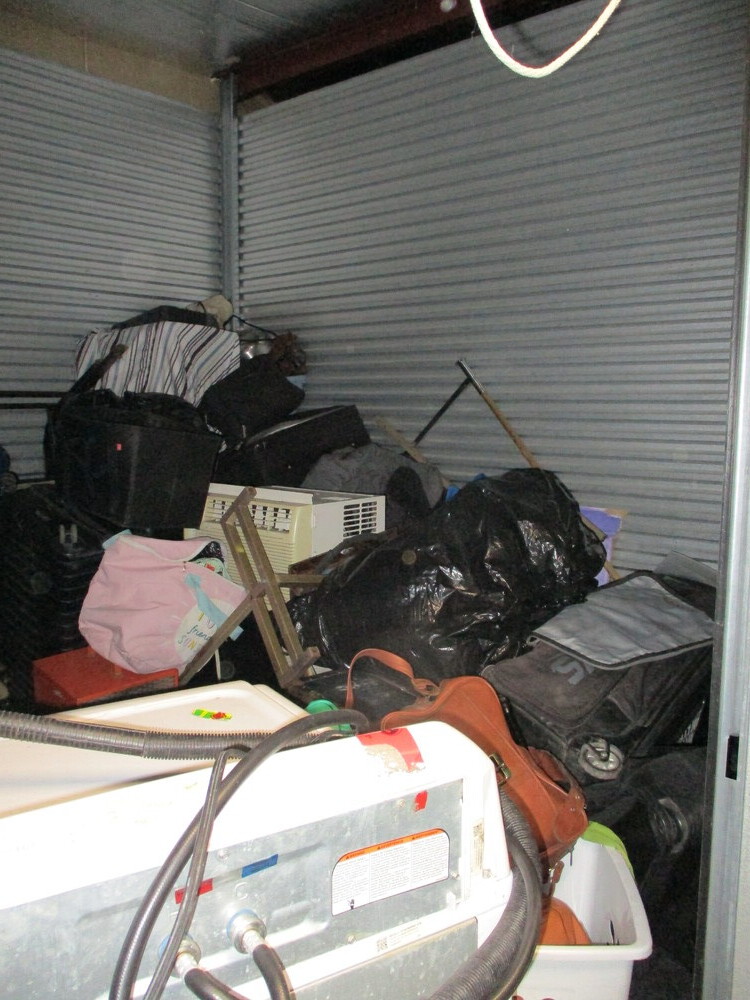 3204 - StorageMart Circle Dr and 11th St W   auction IB-9236 10