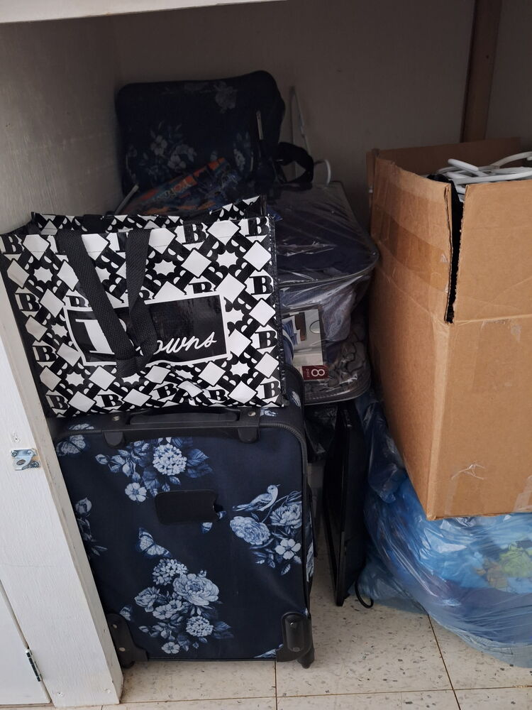 Vault Valet Storage  auction IB-6895 10