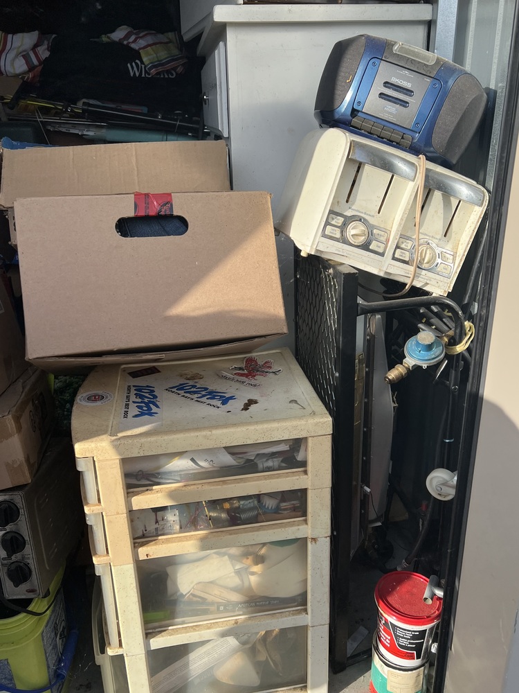 3004 - StorageMart St Thomas  auction IB-3600 30