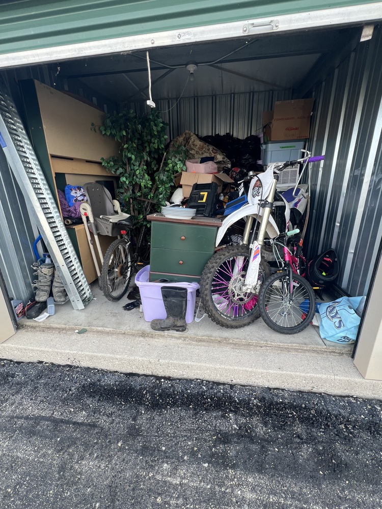 3004 - StorageMart St Thomas  auction IB-1884 110