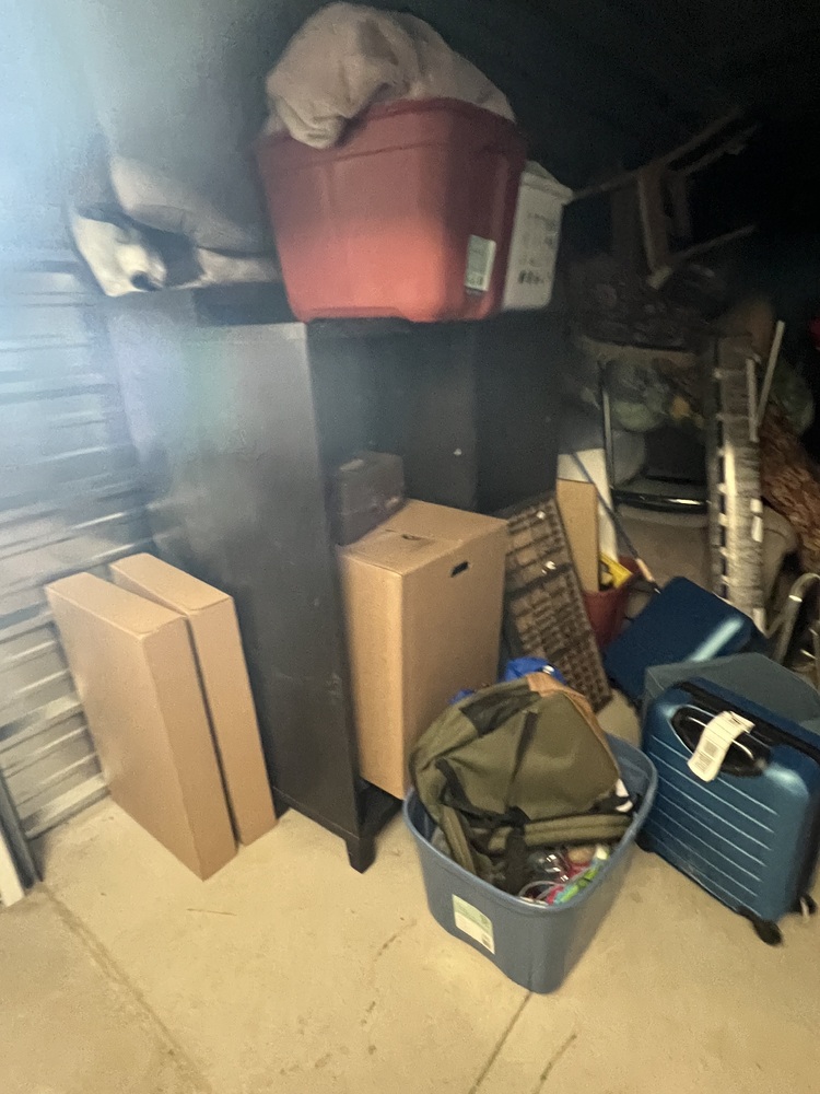 3004 - StorageMart St Thomas  auction IB-5295 50