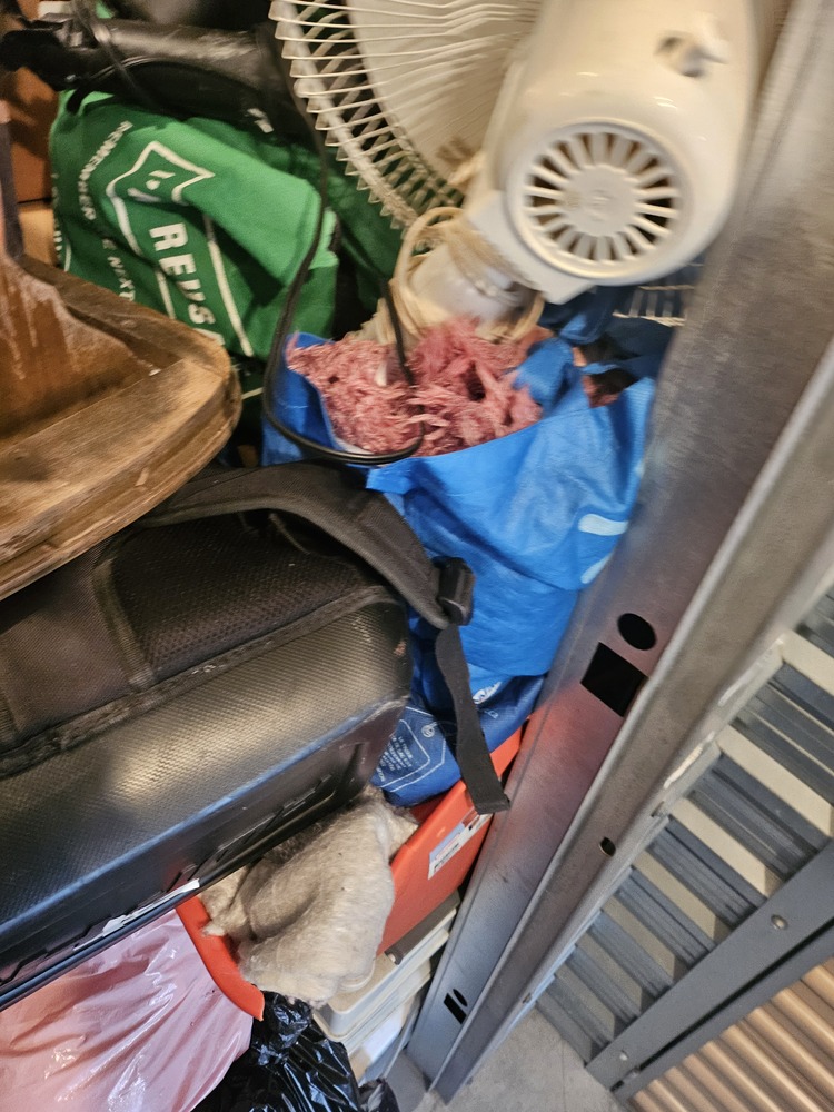 3035 - StorageMart Belleville  auction IB-5390 90