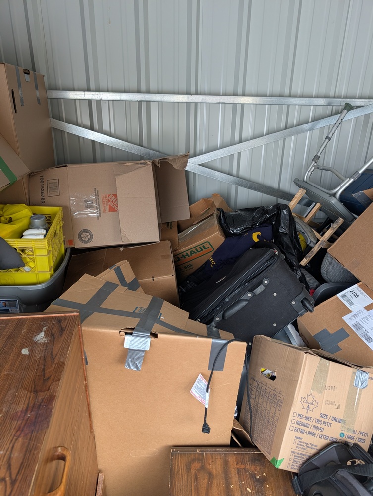 2570 - StorageMart  Westside Dr W  auction IB-7821 10