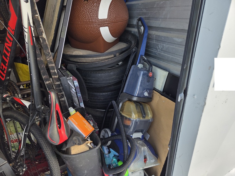 3311 - StorageMart 132 Ave NW & Fort Road  auction IB-3498 60