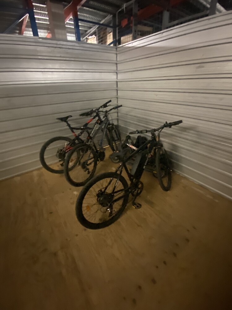 3107 -StorageMart  Downtown  auction IB-8627 10