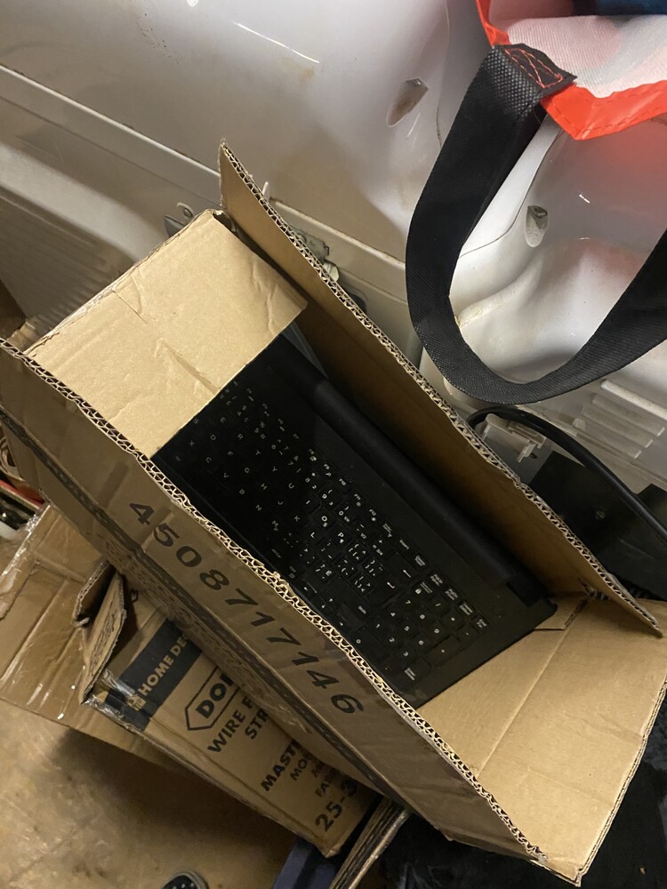 3107 -StorageMart  Downtown  auction IB-8255 10