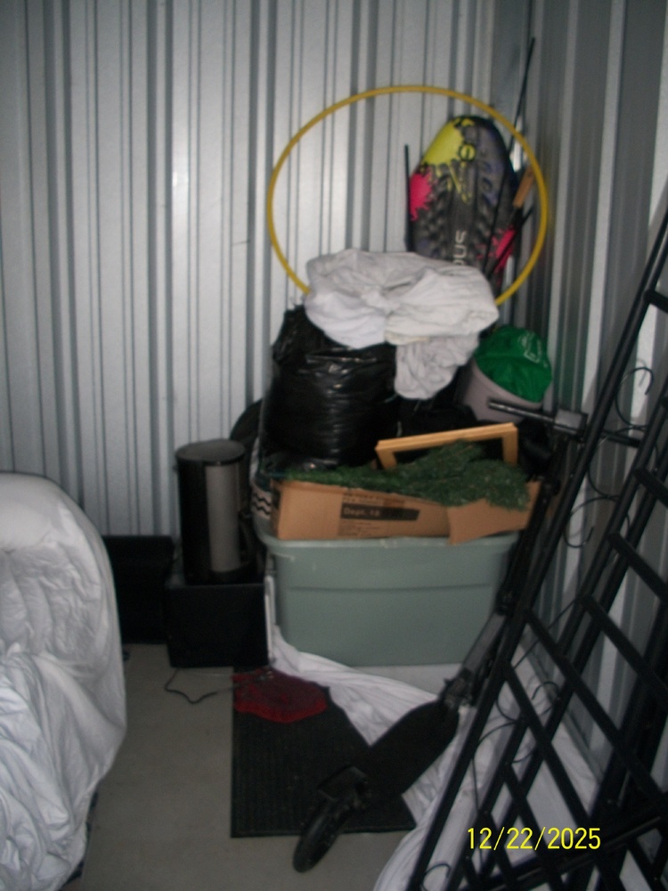 3202 - StorageMart Regina Ave & Lewvan   auction IB-4923