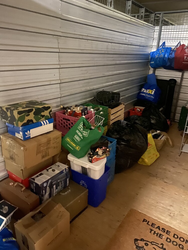 3107 -StorageMart  Downtown  auction IB-8158 10