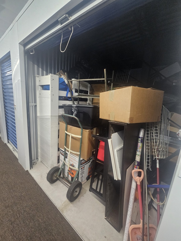 3015 - StorageMart Wicksteed Ave Toronto  auction IB-2558 80