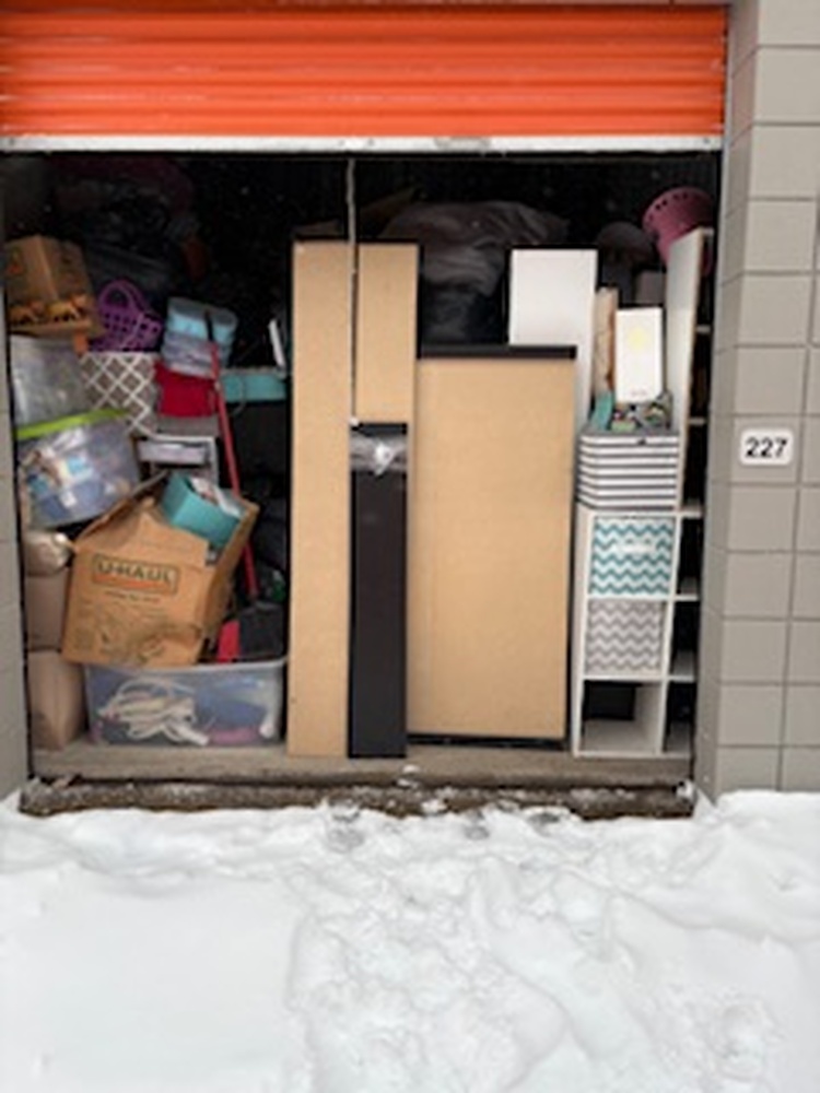 1-800 Stow & Go Self Storage  auction IB-3335 10