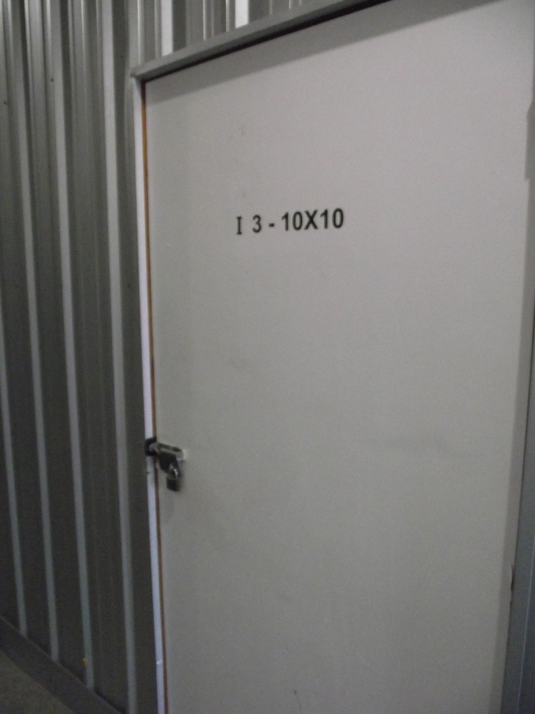 AA Mini Storage  auction IB-3027