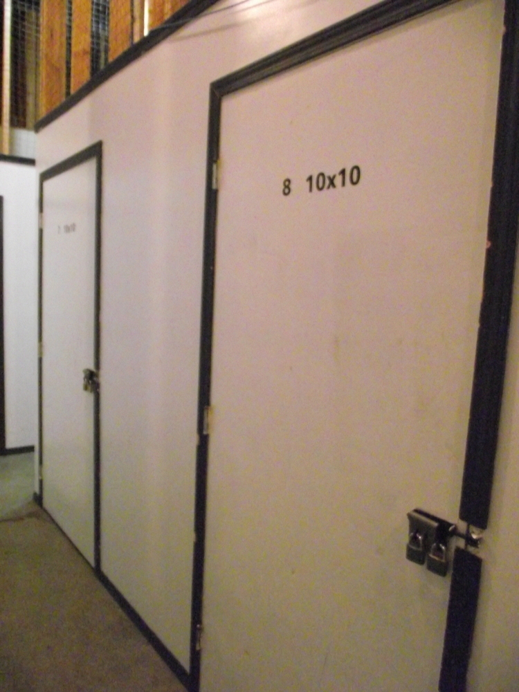 AA Mini Storage  auction IB-8907