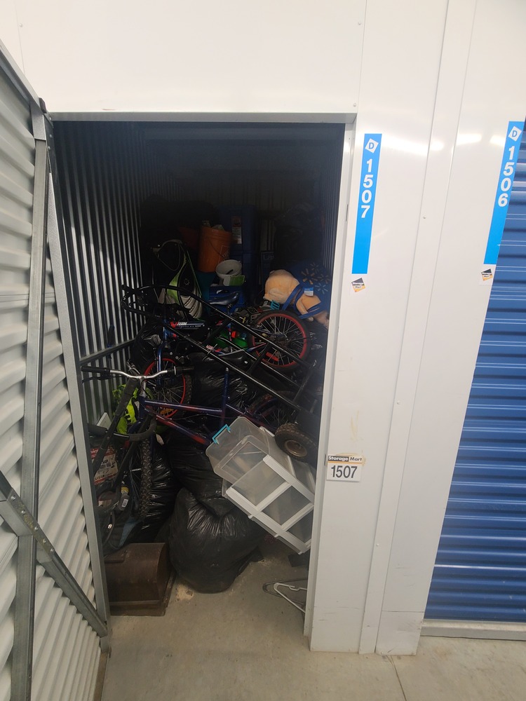 3013 - StorageMart Todd Baylis Blvd Toronto  auction IB-2239