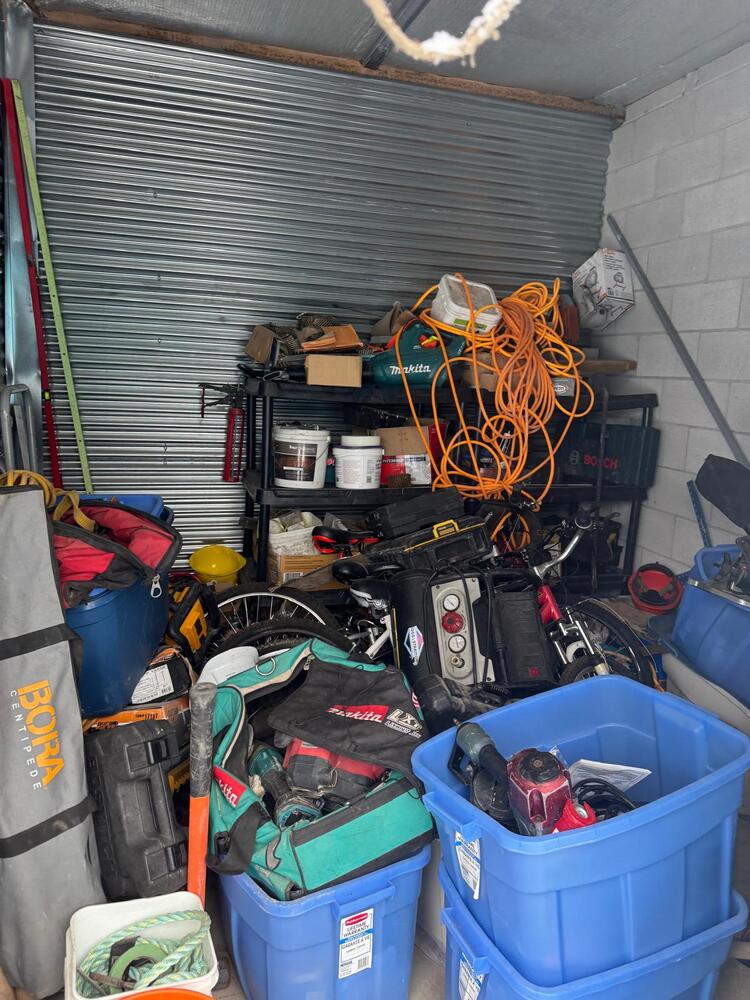 3017 - StorageMart Weston Rd Woodbridge  auction IB-5190 50