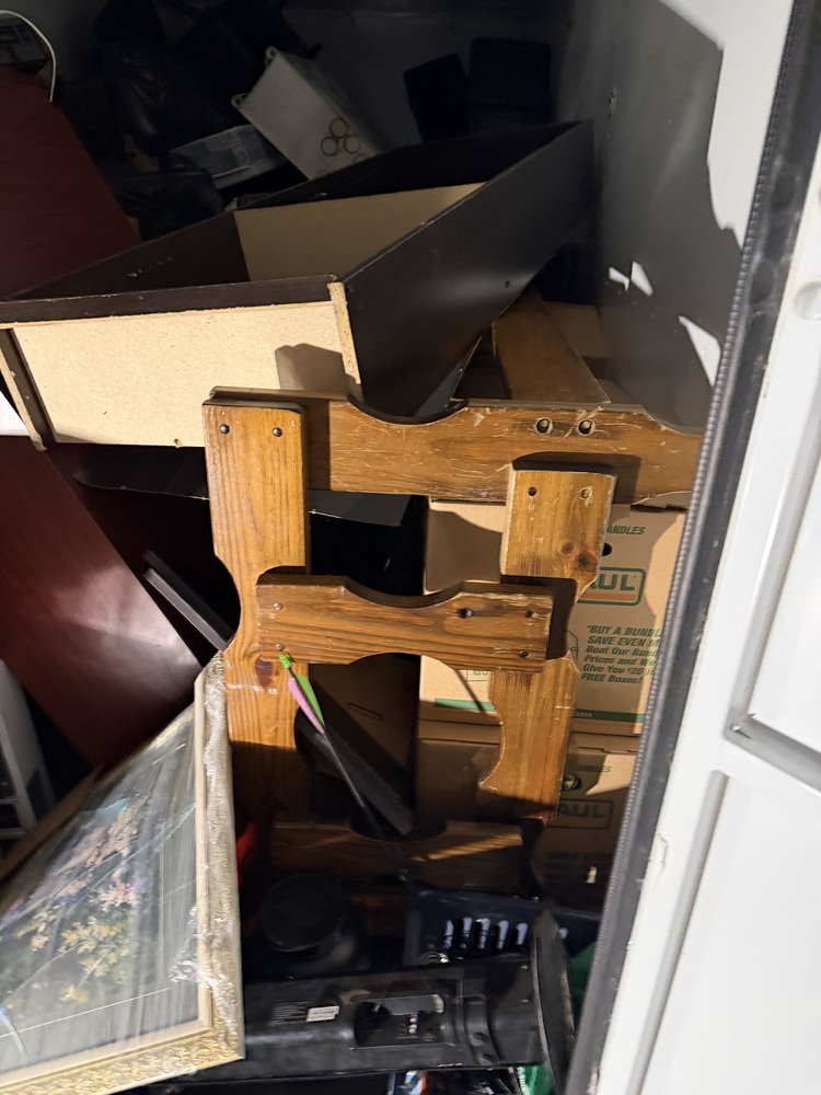 The Storage Box - Windsor  auction IB-8280 30