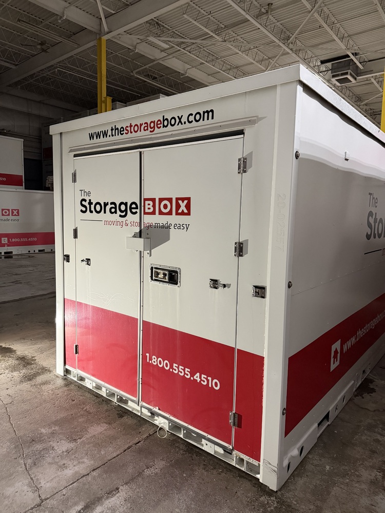 The Storage Box - Windsor  auction IB-8280 70