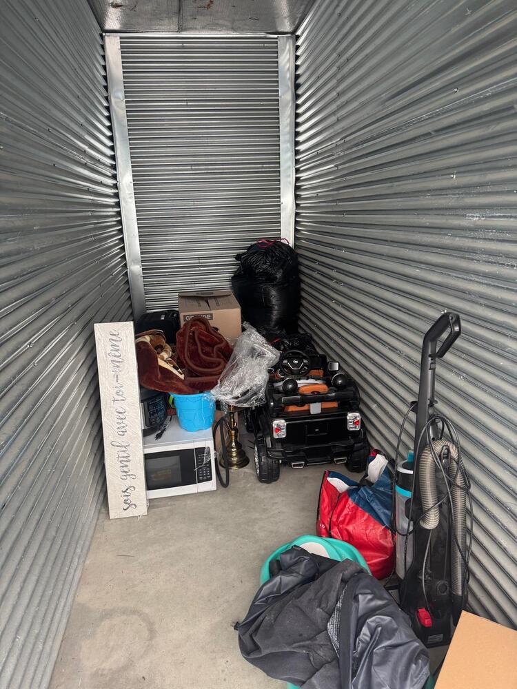 3017 - StorageMart Weston Rd Woodbridge  auction IB-7049 60