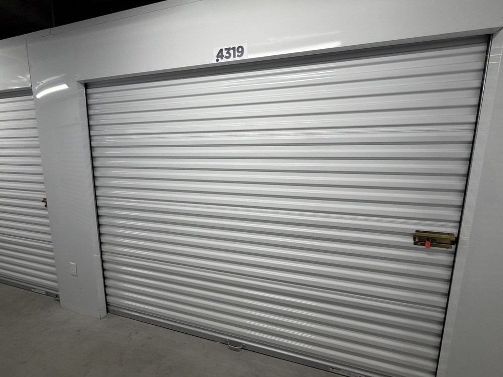 Prime Storage - Toronto (ON01)  auction IB-8943 90