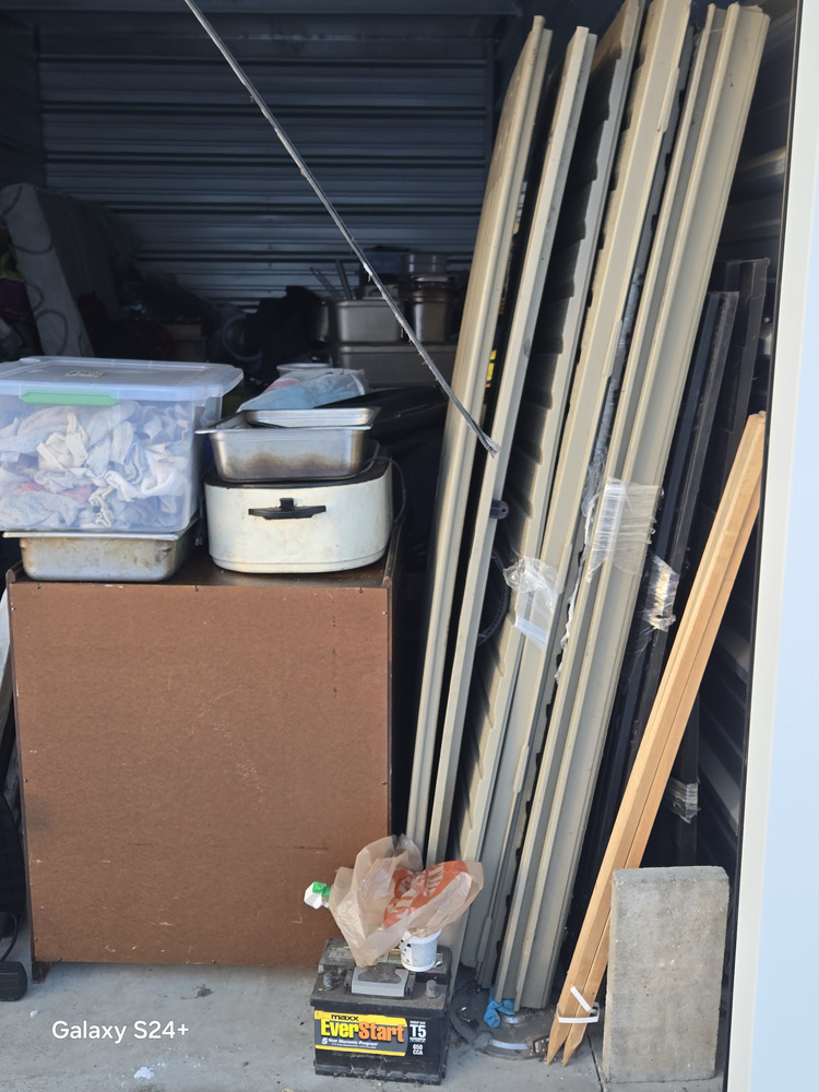 1-800-Self-Storage.com of Grand Blanc  auction IB-5790