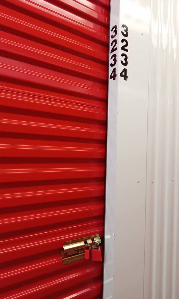 Pockit Self Storage - Pinegrove  auction IB-9764 80