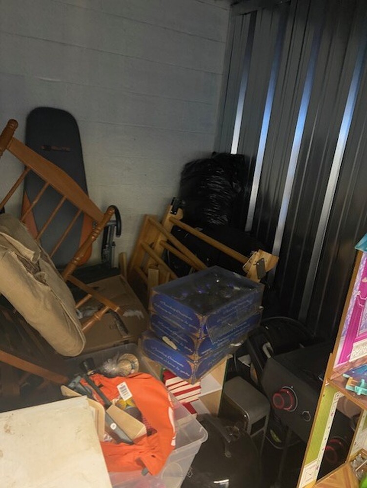 3006 - StorageMart Lauzon Rd. Windsor  auction IB-8922 30