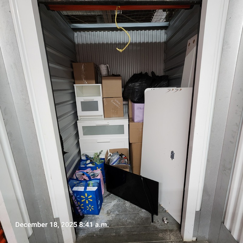 Moving & Storage of Kitchener  auction IB-4656 10