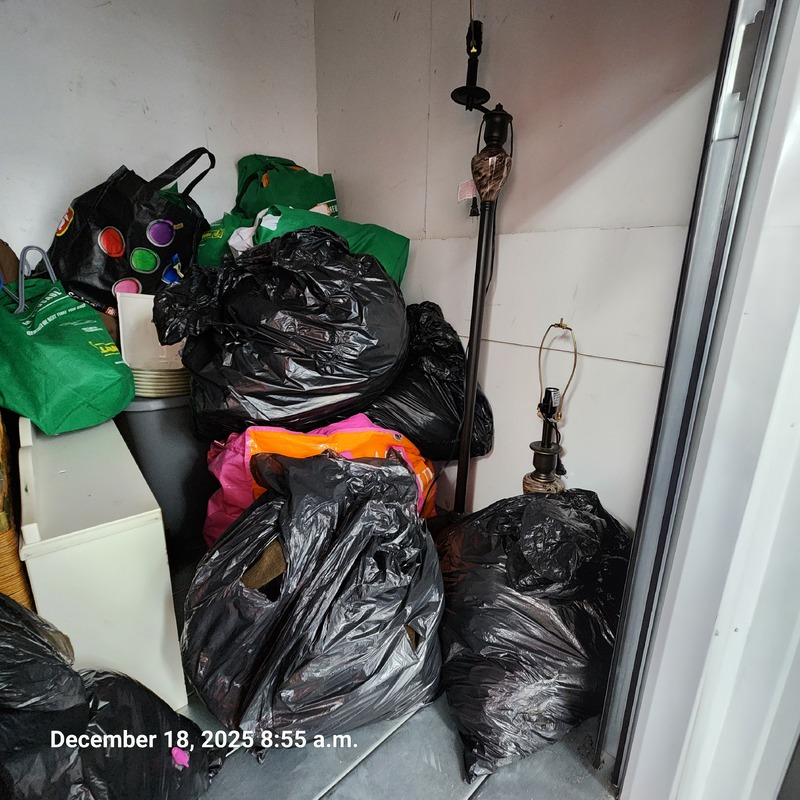 Moving & Storage of Kitchener  auction IB-5186