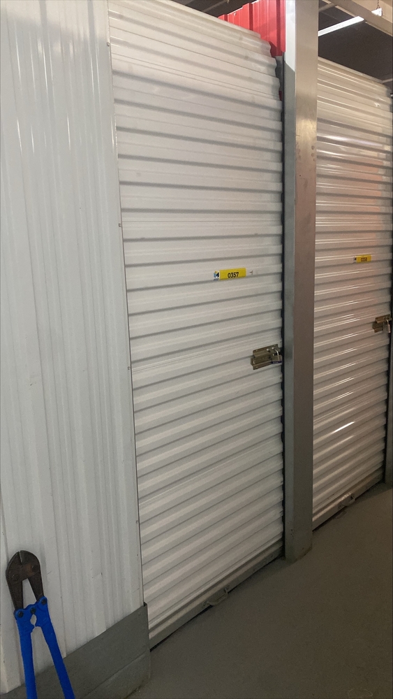 Montreal Mini-Storage - Canal  auction IB-4069 10