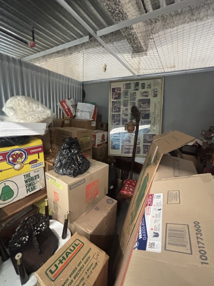 3401 - StorageMart SE Marine Dr & Knight St  auction IB-1988