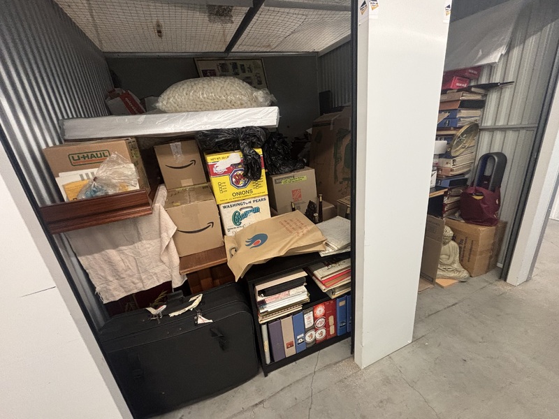 3401 - StorageMart SE Marine Dr & Knight St  auction IB-1988 70