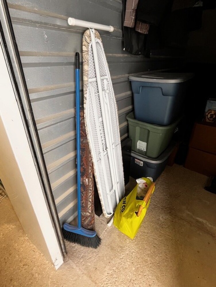 3016 - StorageMart Collingwood  auction IB-4134 60