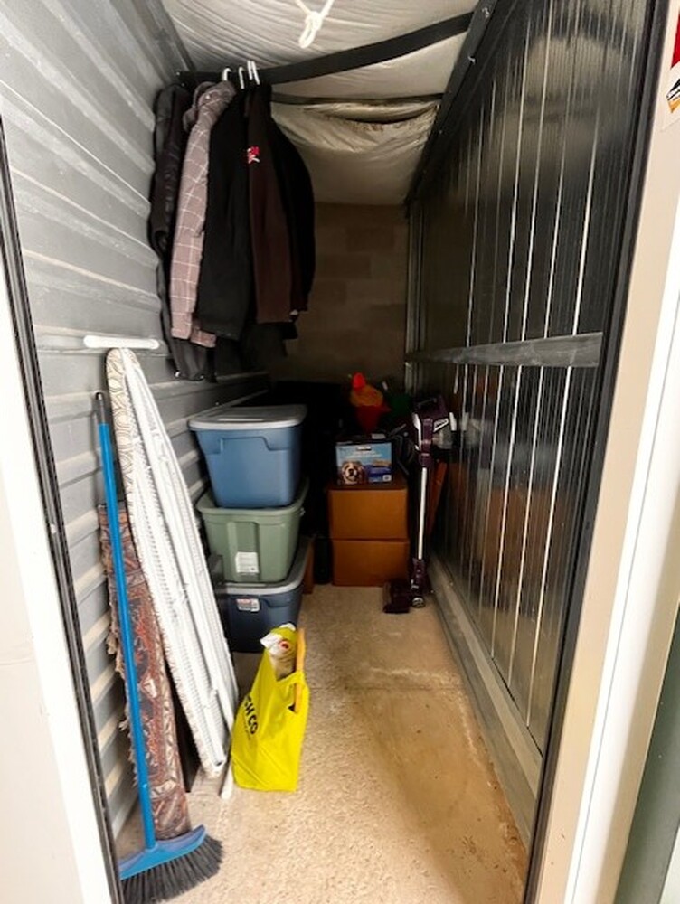 3016 - StorageMart Collingwood  auction IB-4134 50