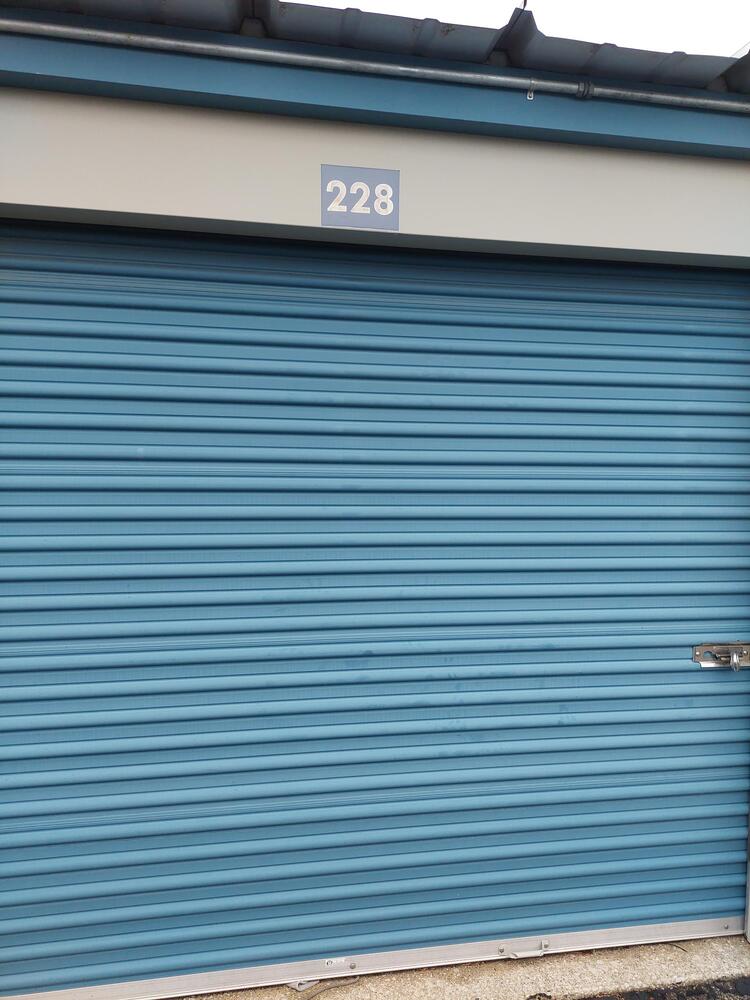 1-800 Better Storage of Grand Blanc  auction IB-9575