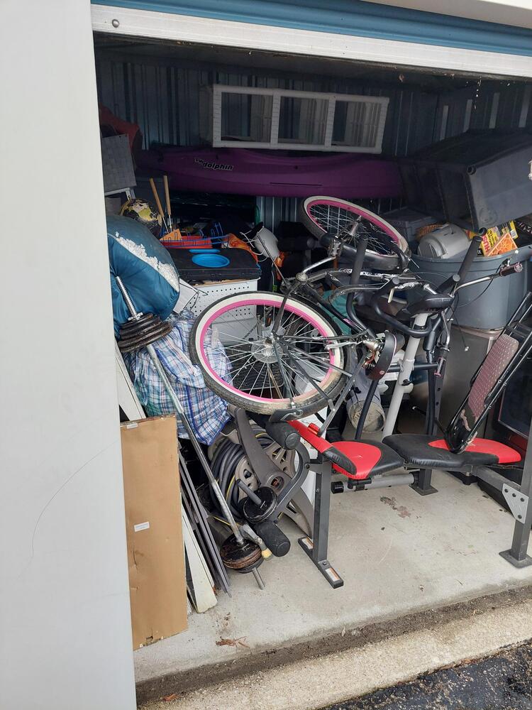 1-800 Better Storage of Grand Blanc  auction IB-9575 10