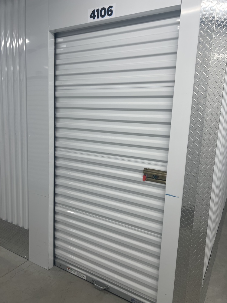 Prime Storage - Toronto (ON01)  auction IB-8671 80