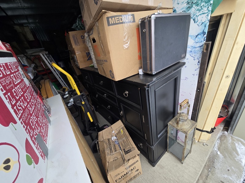 3304 - StorageMart 40th Street  auction IB-4687 40