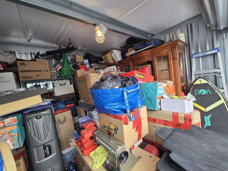 3304 - StorageMart 40th Street  auction IB-1988 40